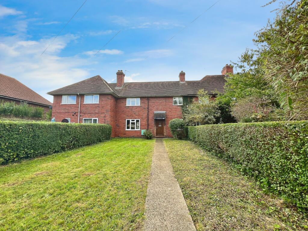 3-bed terraced on Harrowby Lane, Grantham, NG31, £155,000