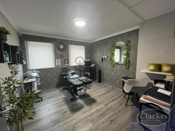 Upstairs Shop Space