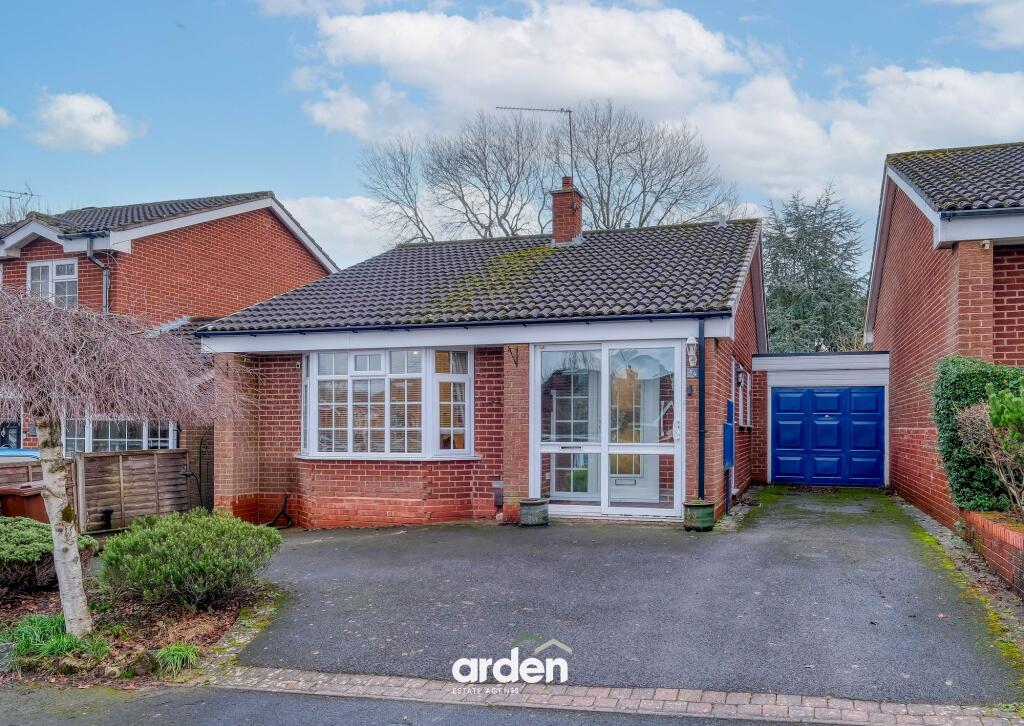 Main image of property: Snowshill Close, Redditch, B98