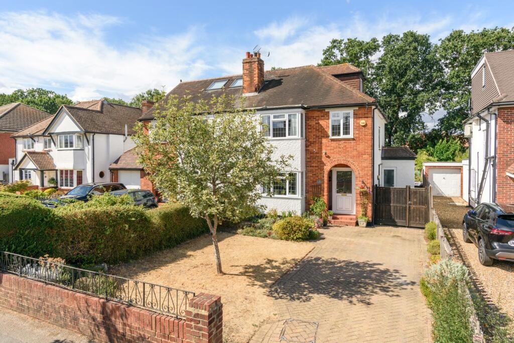 House in Walton-on-Thames, Surrey