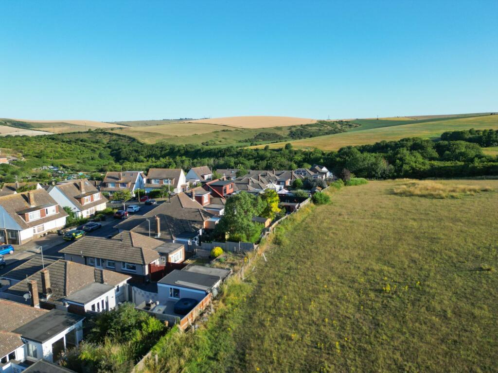 Thornhill Rise, Portslade, BN41 photo 3