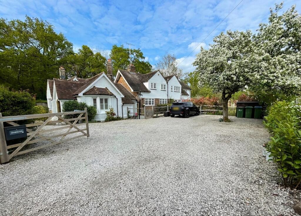 House in Henfield, Woodmancote - View 2