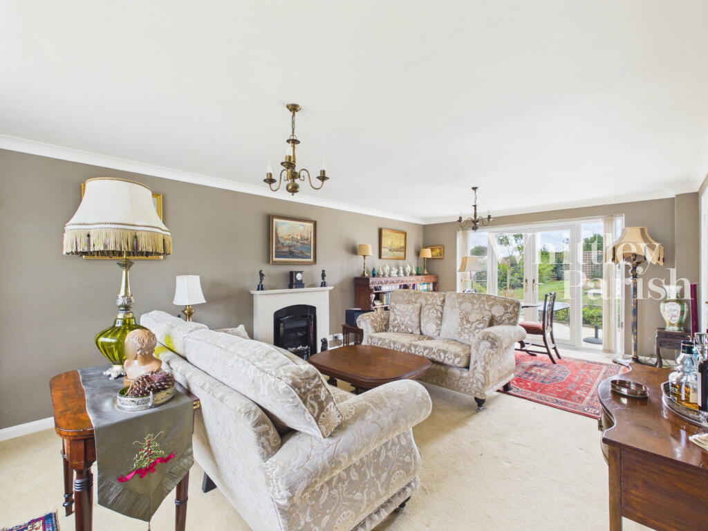 House in Ipswich - View 2