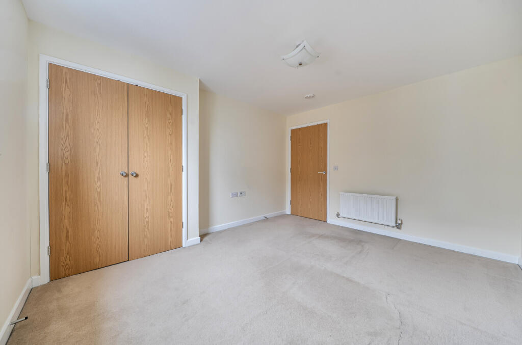 Apartment in Southampton, Selby Place, Shirley - More