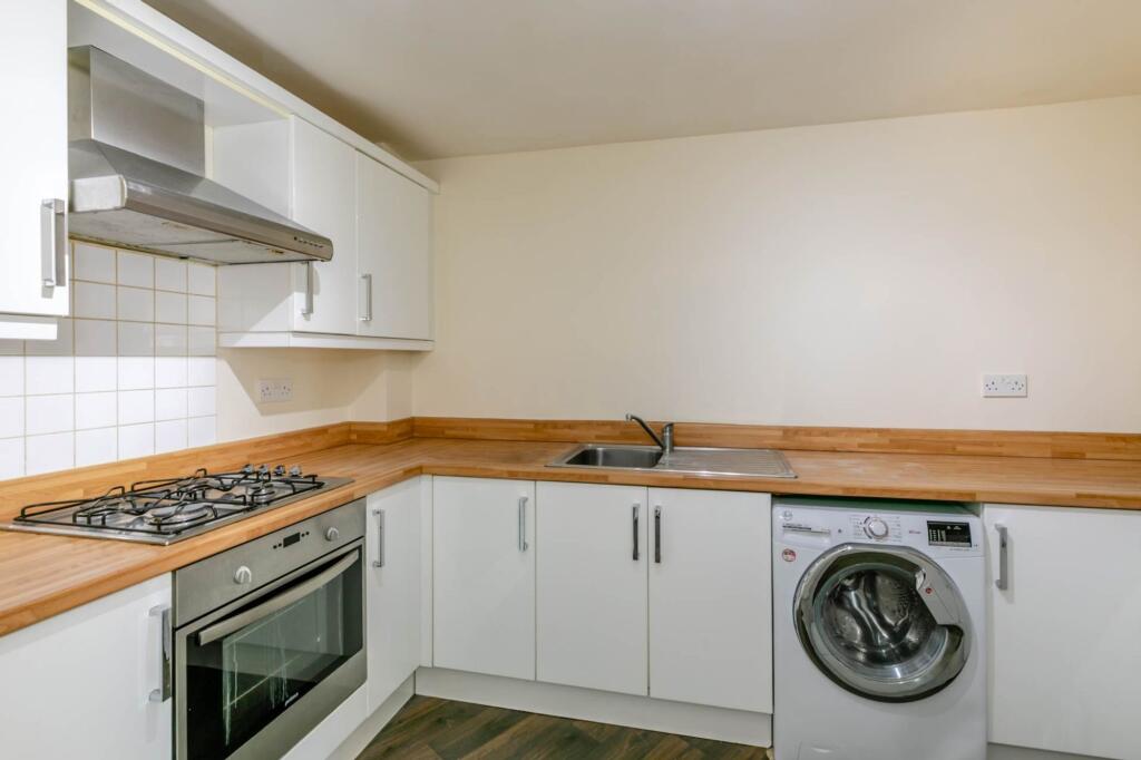 Apartment in Leeds - More