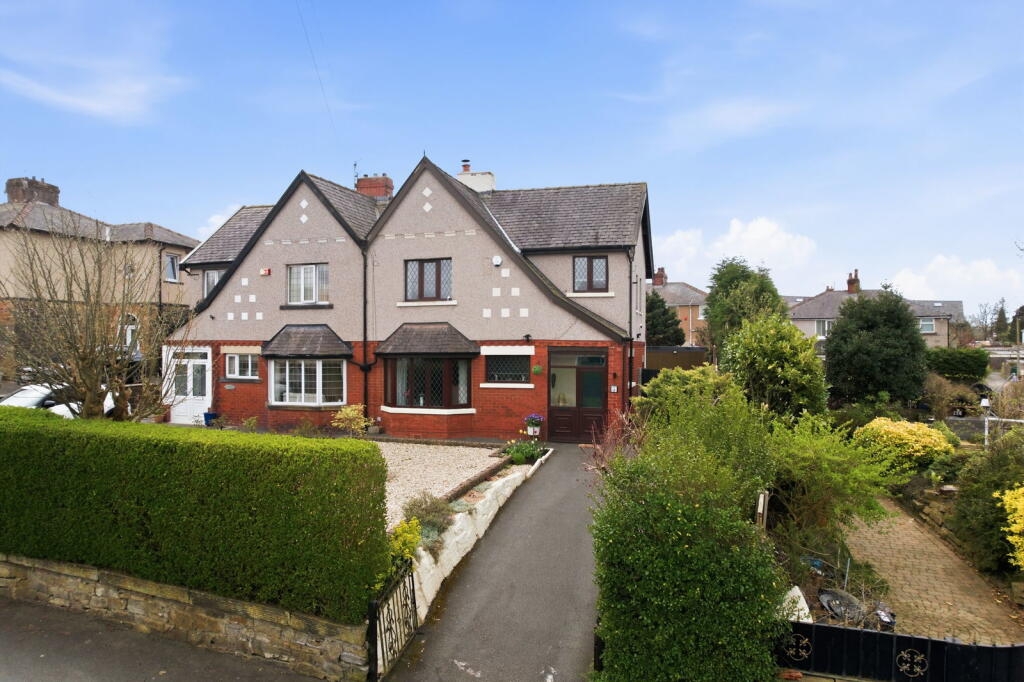 Pasturegate, Burnley, BB11 4DE, Burnley