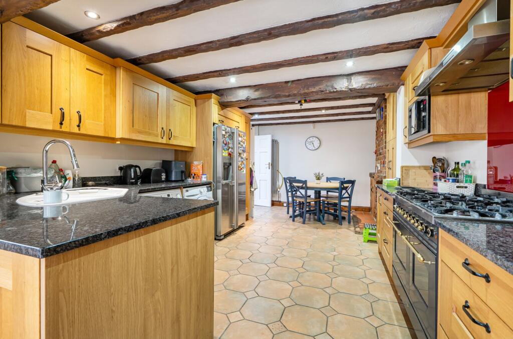 House in Reading, Emmer Green - View 3