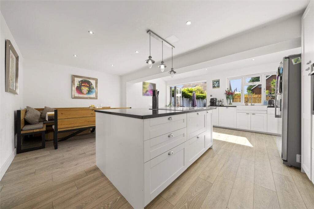 Lyfield, Oxshott, Leatherhead, Surrey, KT22 – pohled 3