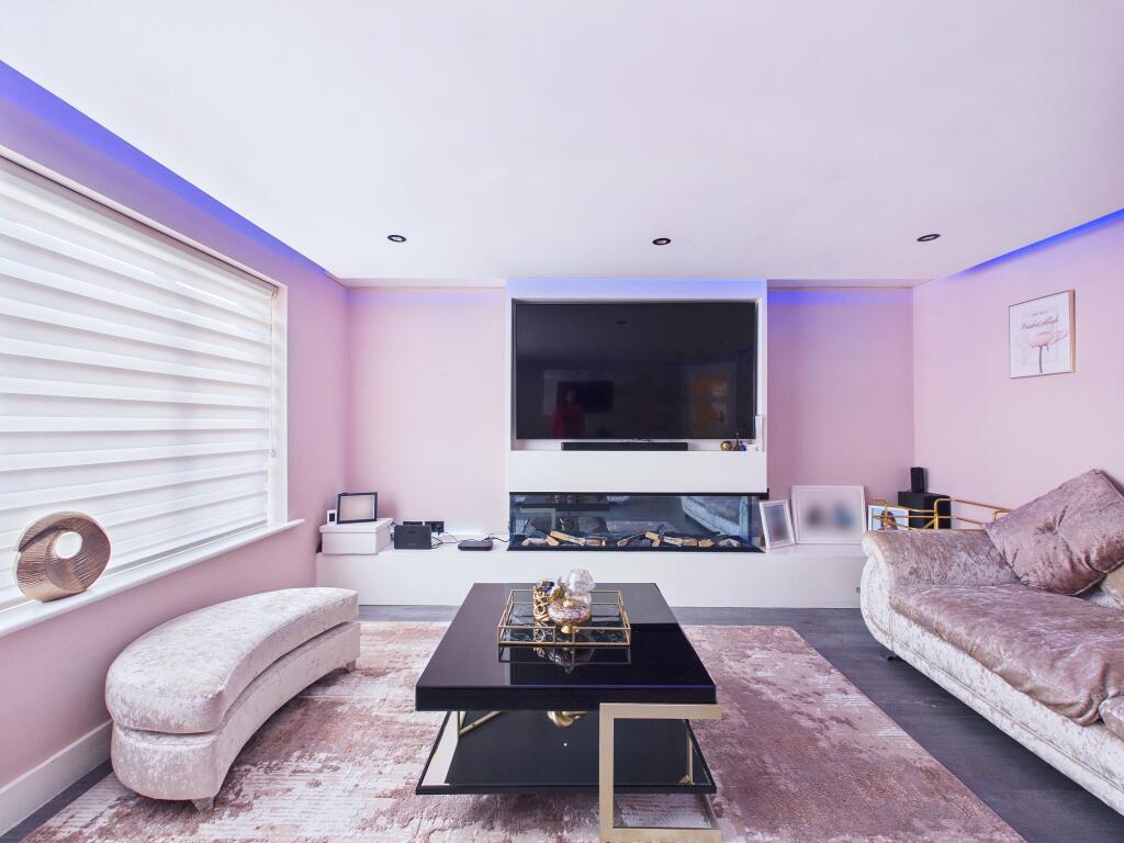 House in Warrington - View 4