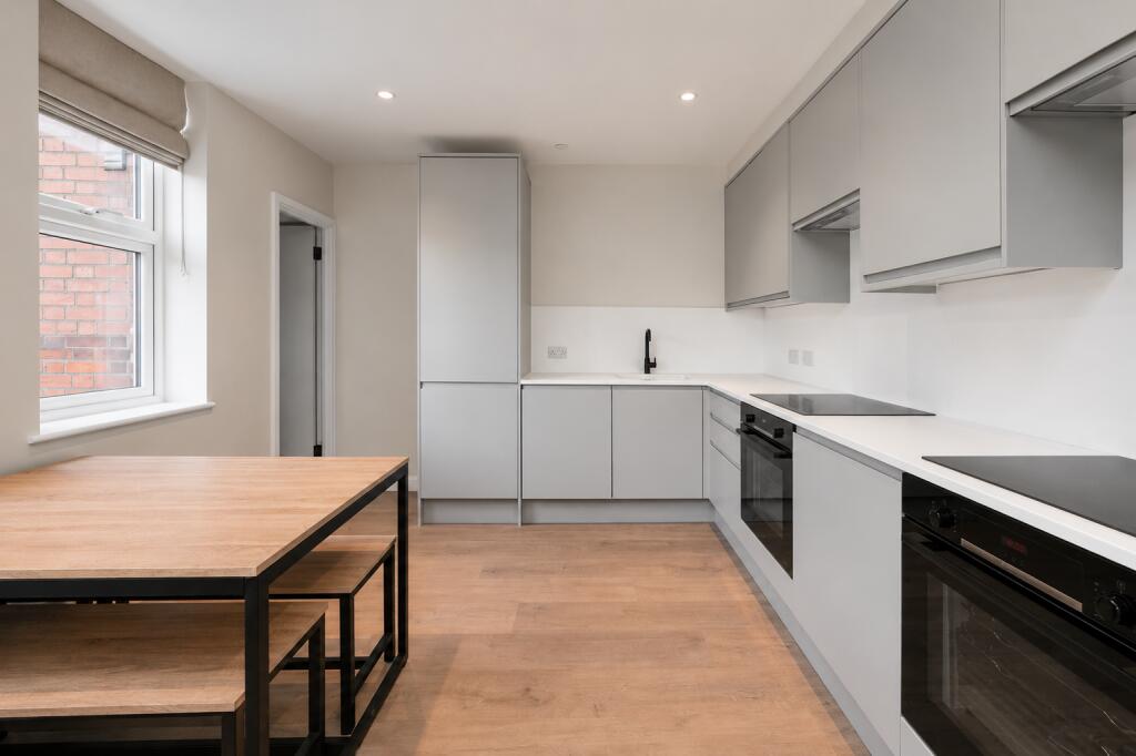 Apartment in London - More