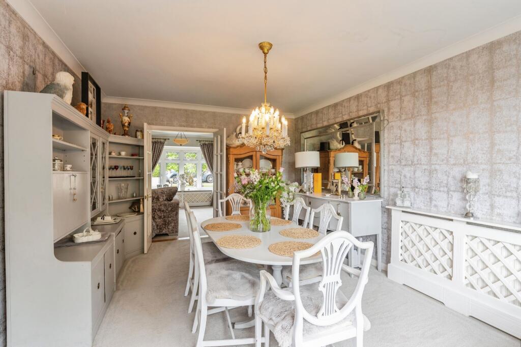 Clifton Way, Shenfield, Brentwood, CM13 - View 4