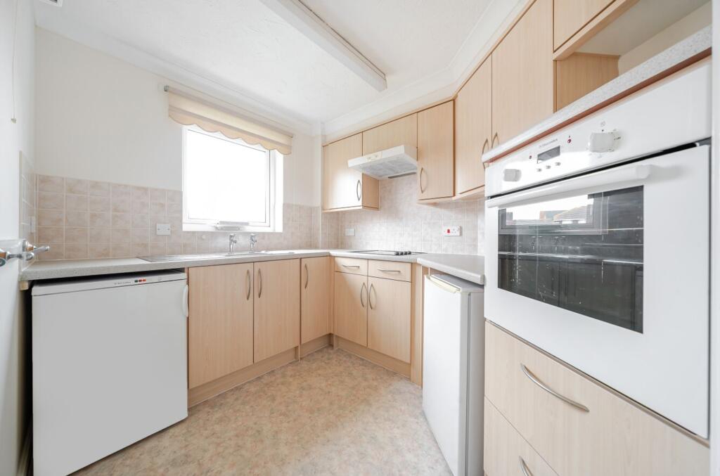 Stockbridge Road, Chichester, PO19 - View 5