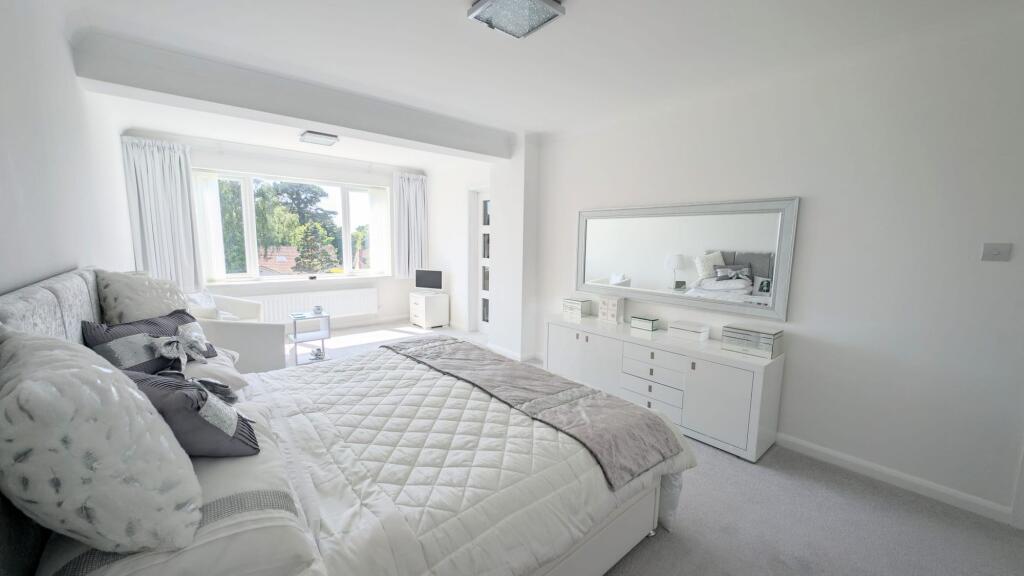 Additional image 9 of Avalon, Lilliput, Poole, BH14 8HT