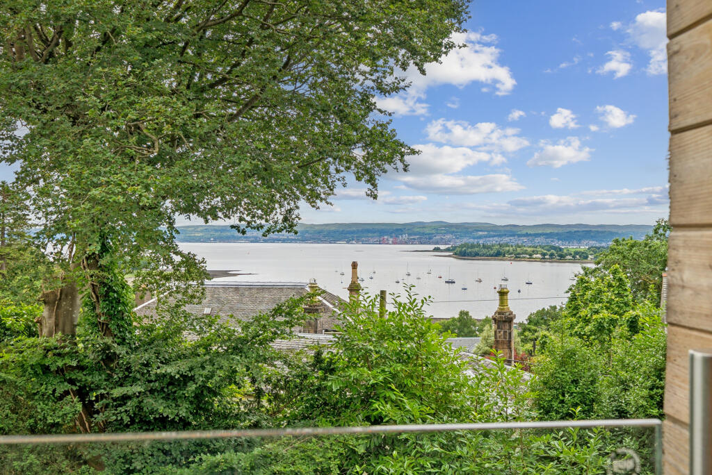 House in Glasgow, Argyll and Bute - View 3