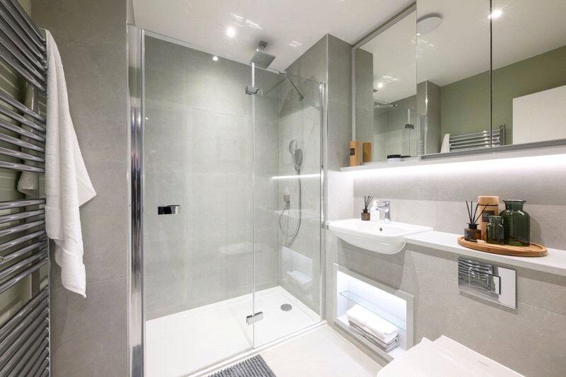 House in Three Rivers, Croxley Green - More