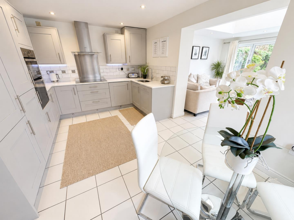 House in Northampton, Billing - View 2