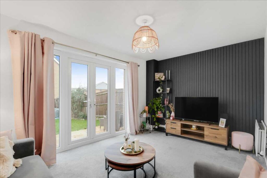 House in Newport Pagnell, City of Milton Keynes - View 3