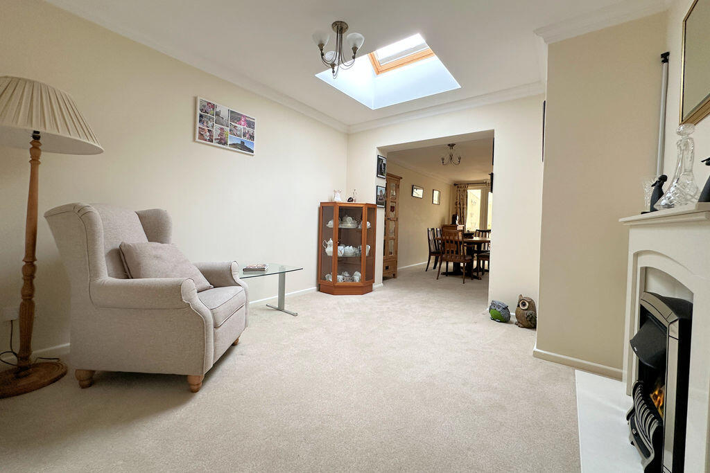House in Fareham, Portchester - View 2
