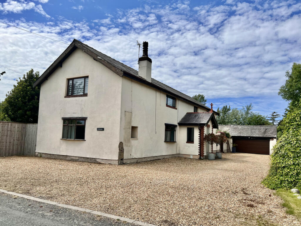 4-bed house on Ballam Road, Lytham, FY8, £750,000
