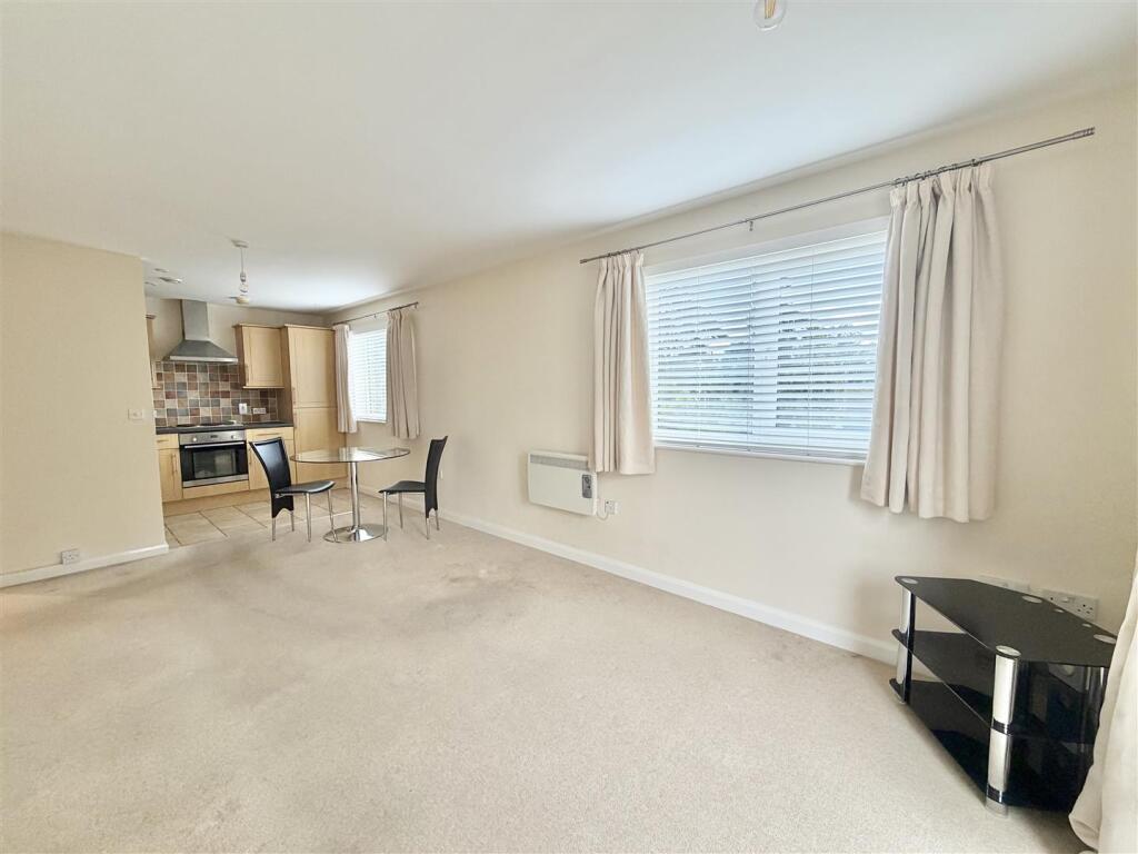 Apartment in Shrewsbury - View 2