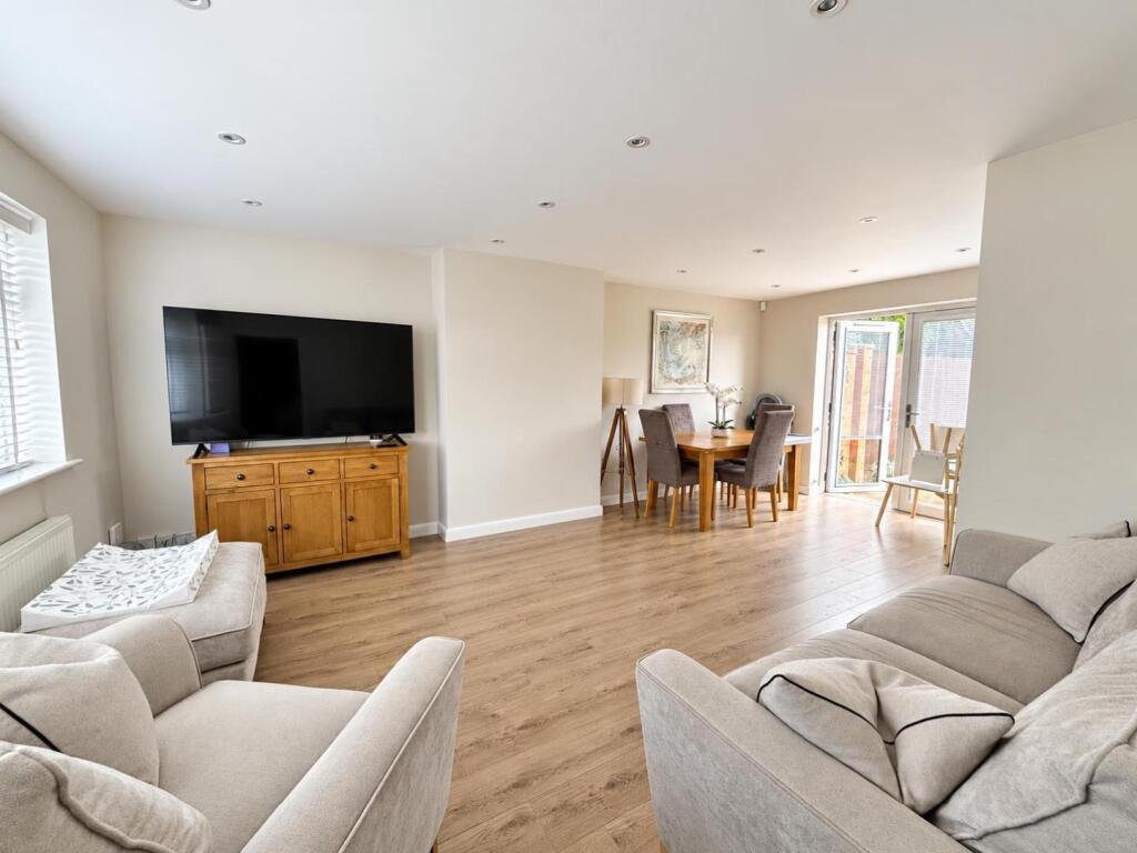 House in Wellingborough, Hatton Park - View 2
