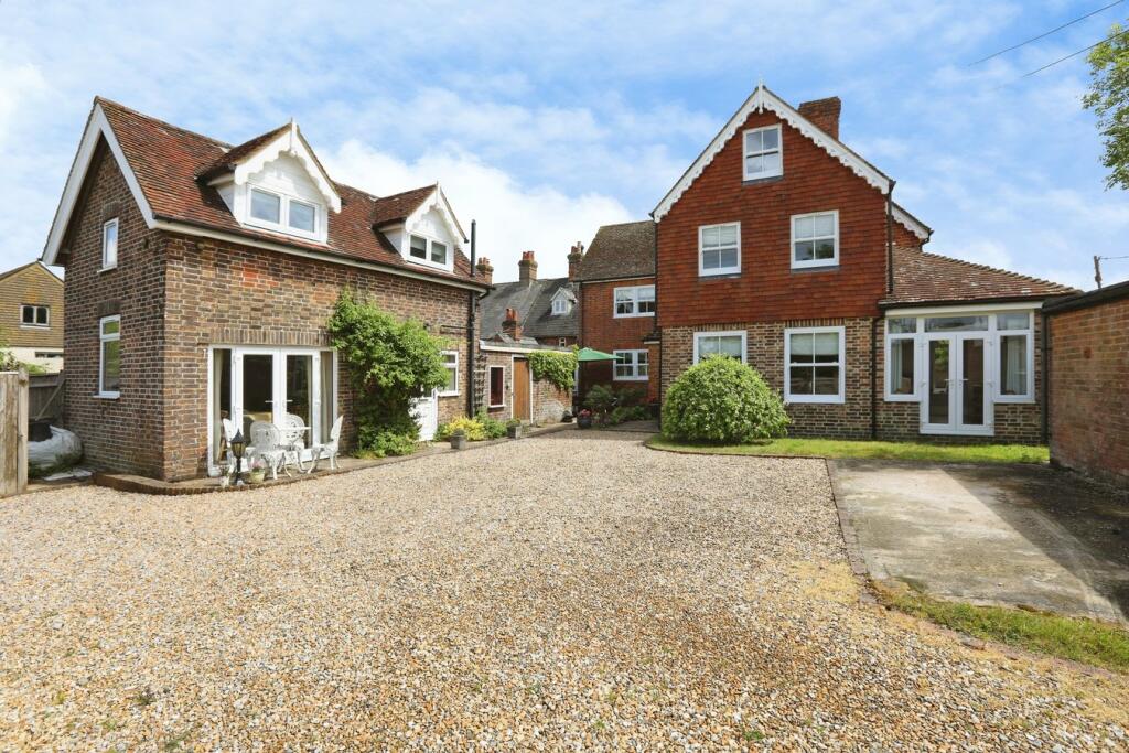 Main image of property: Blackham, Tunbridge Wells, TN3