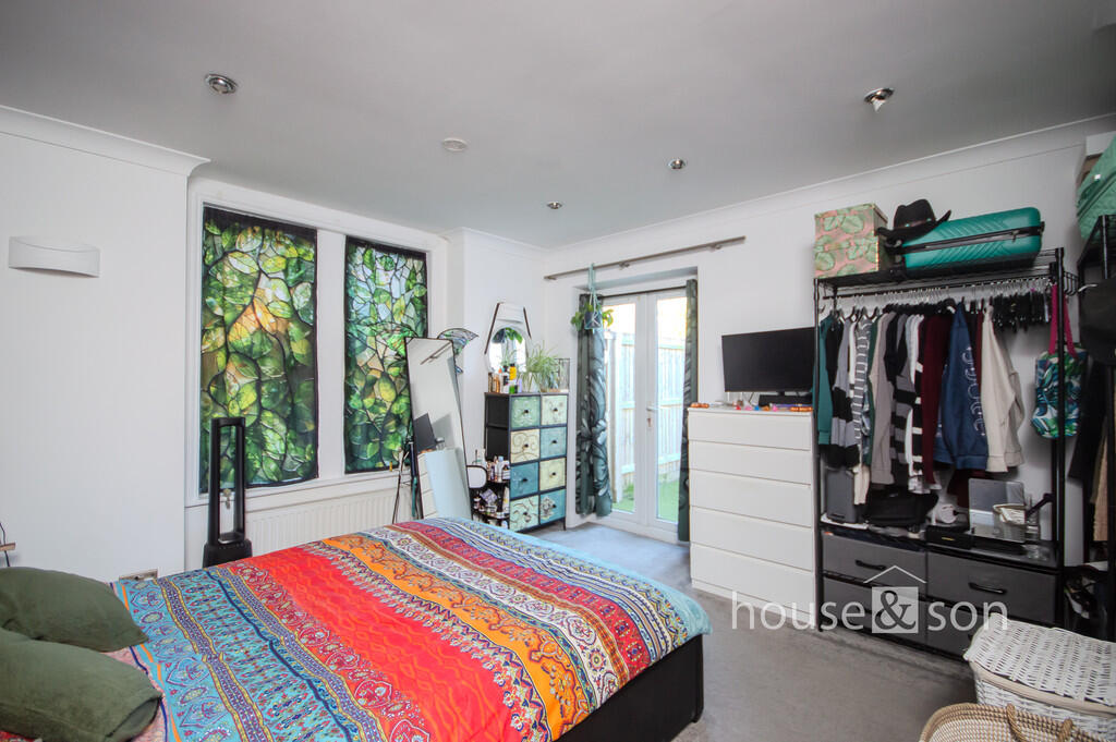 Bemister Road, Bournemouth photo 4