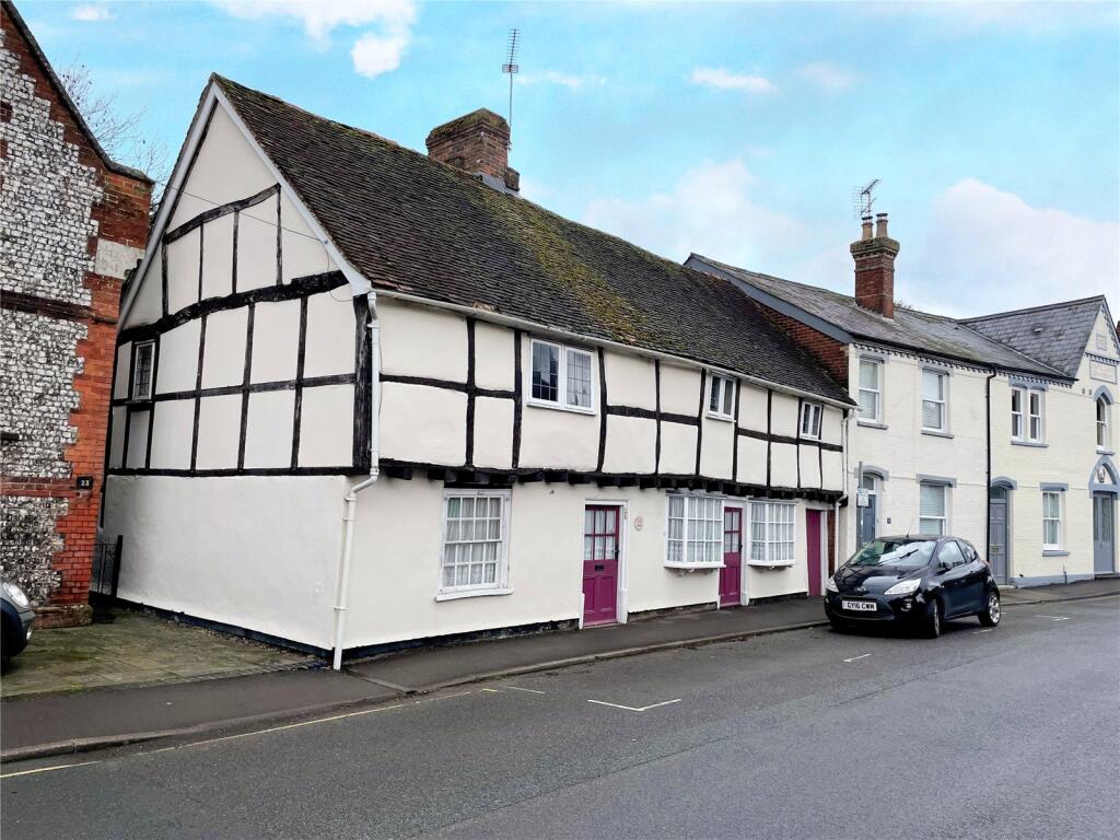 Main image of property: Middlebridge Street, Romsey, Hampshire, SO51