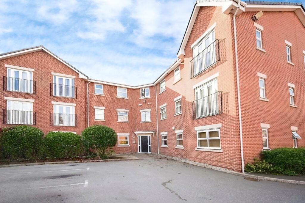 2-bed flat on Guest Street, Widnes, Cheshire, WA8, £80,000