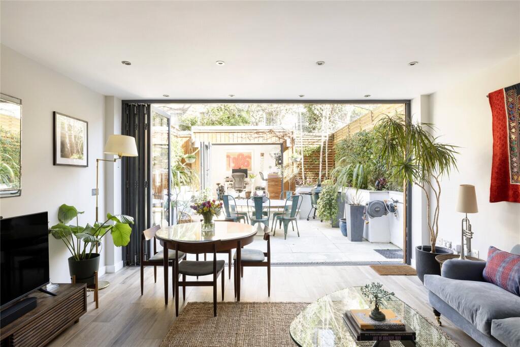 Main image of property: Leamington Road Villas, London, W11
