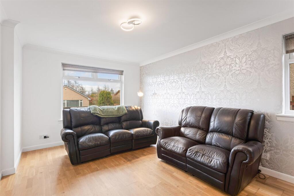 House in Longridge, West Lothian - View 5