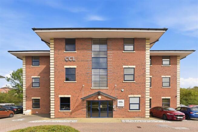 34 Cygnet Court 2648-2.jpg