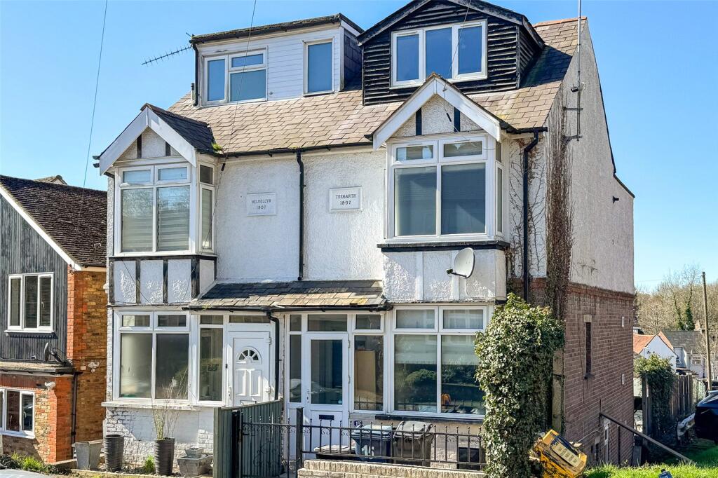 Main image of property: Springfield Road, Chesham, Buckinghamshire, HP5