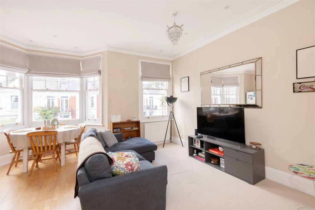 2-bed apartment on Fulham Palace Road, London, £525,000
