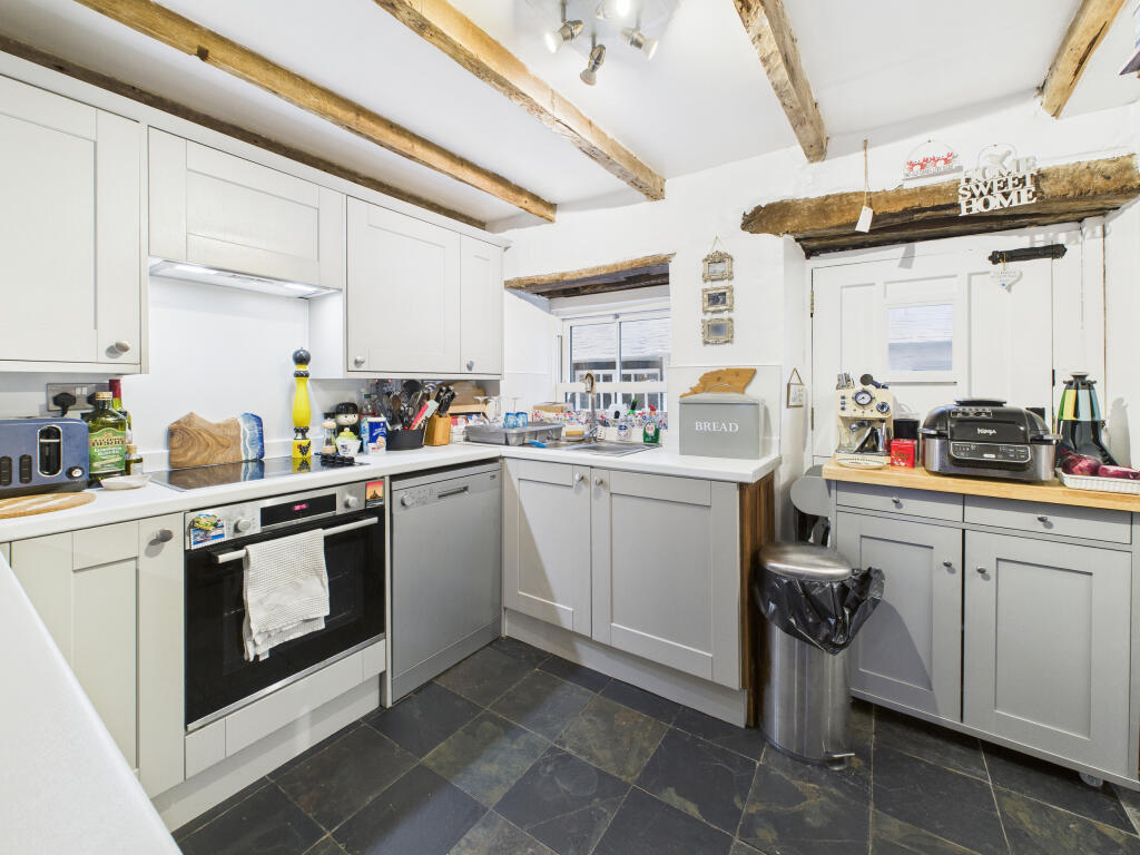 The Coachmans, Lower Market Street, Looe, Cornwall photo 3