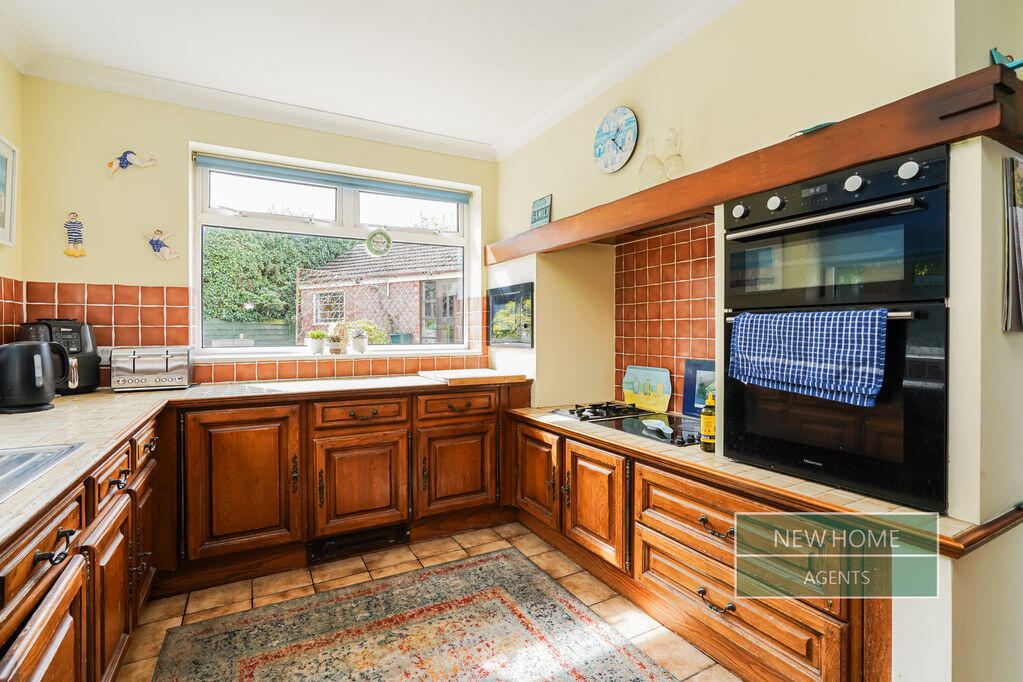 House in Doncaster - View 5