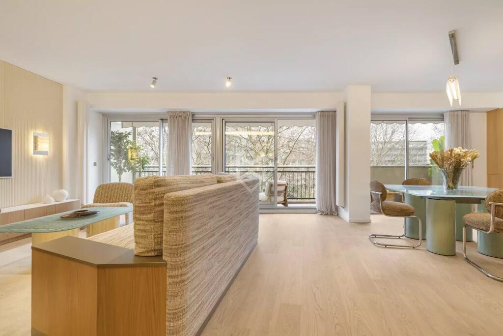 Main image of property: France