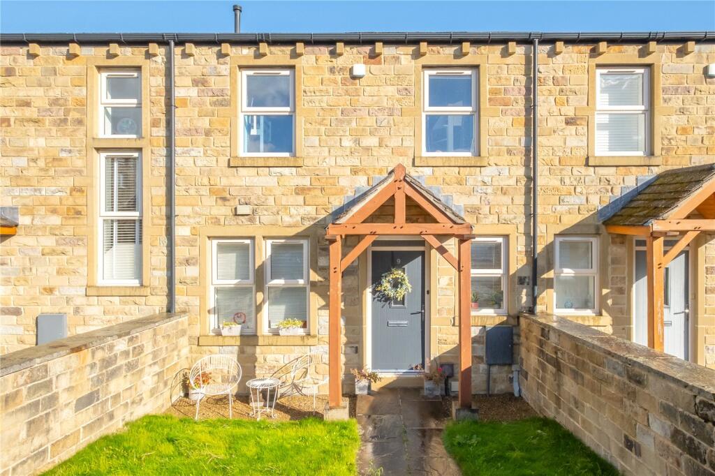 St George's Road, Scholes, Homfirth, HD9