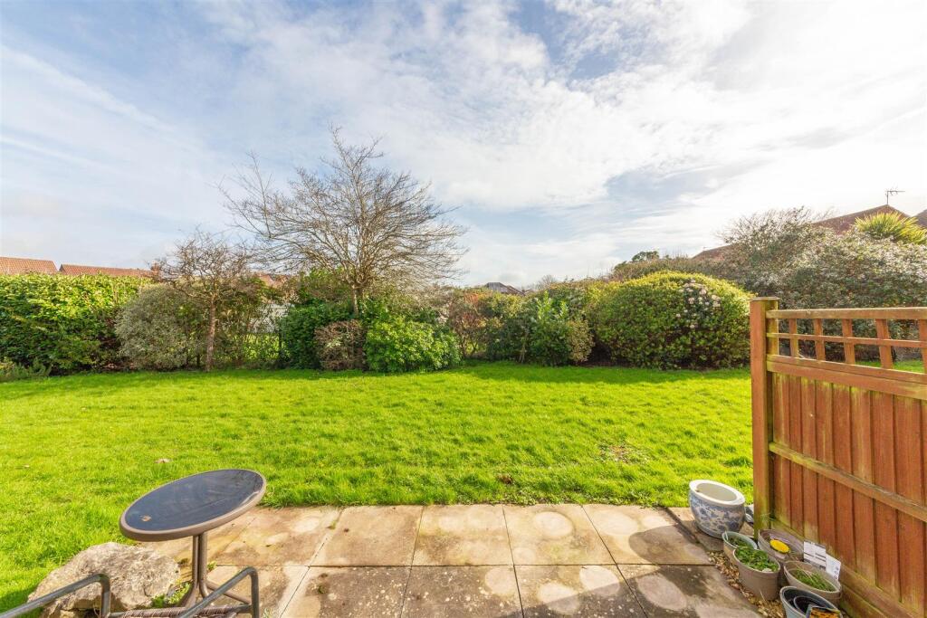 Fallodon Way | Henleaze photo 2