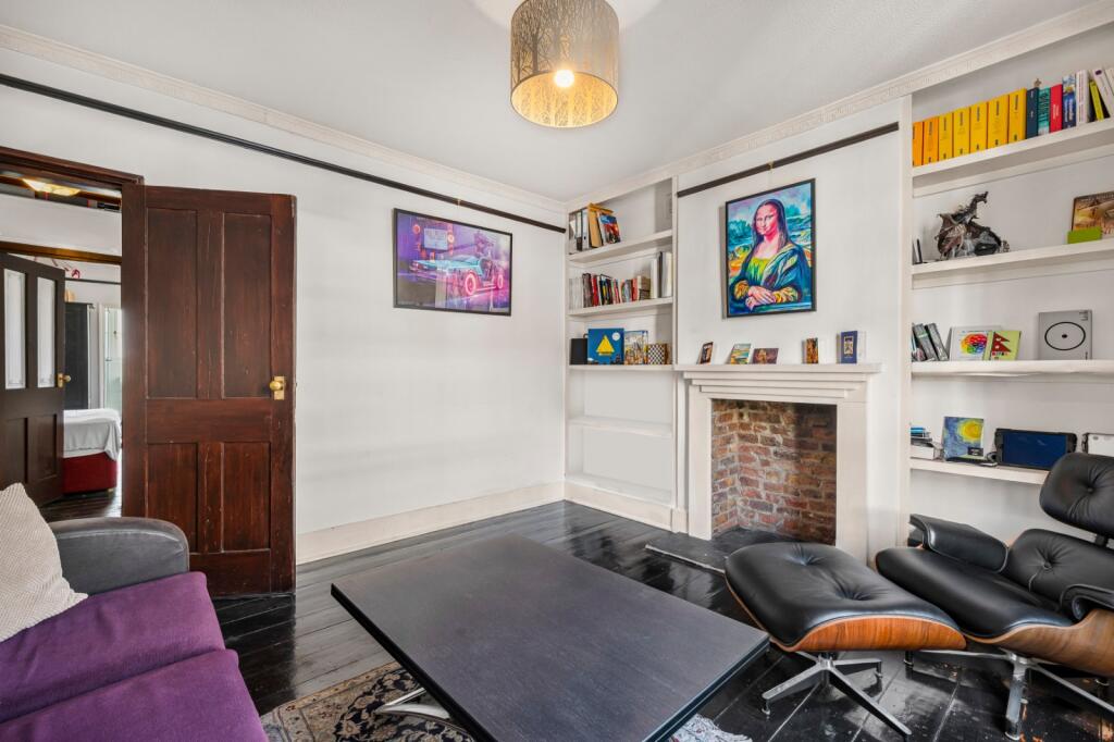 Apartment in London - More