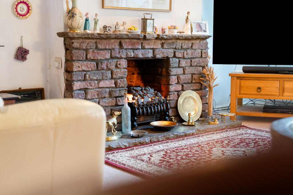 House in Antrobus, Frandley - View 5
