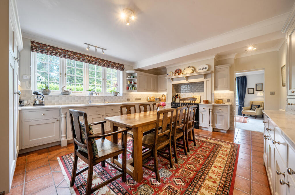 House in Southampton - View 3