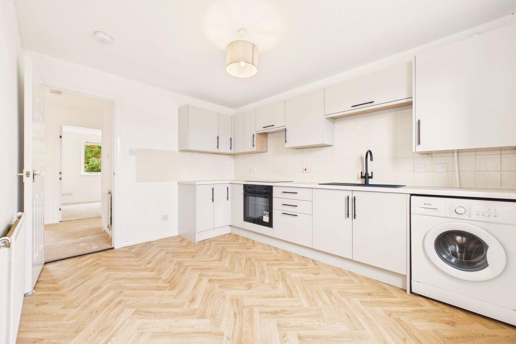 Apartment in Perth - View 5