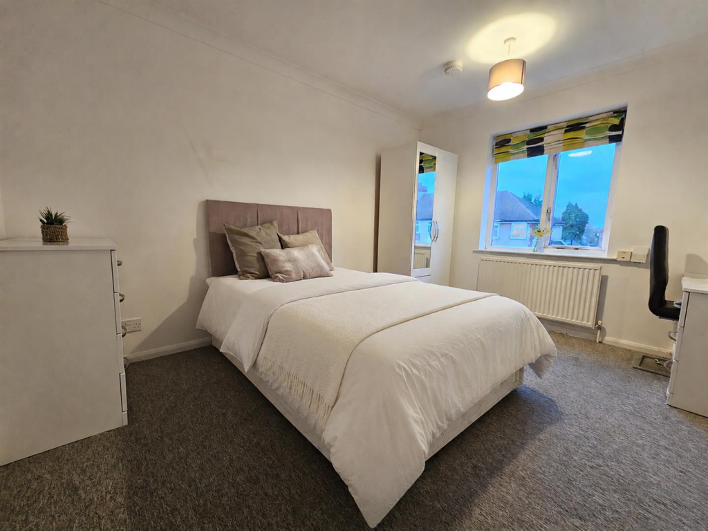 Main image of property: Room 5, 7 Perne Avenue, Cambridge