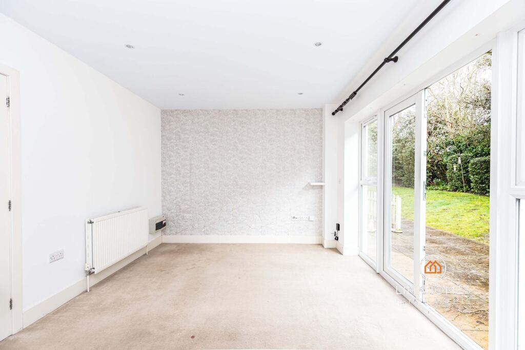 Additional image 12 of Commercial Road, Poole, BH14