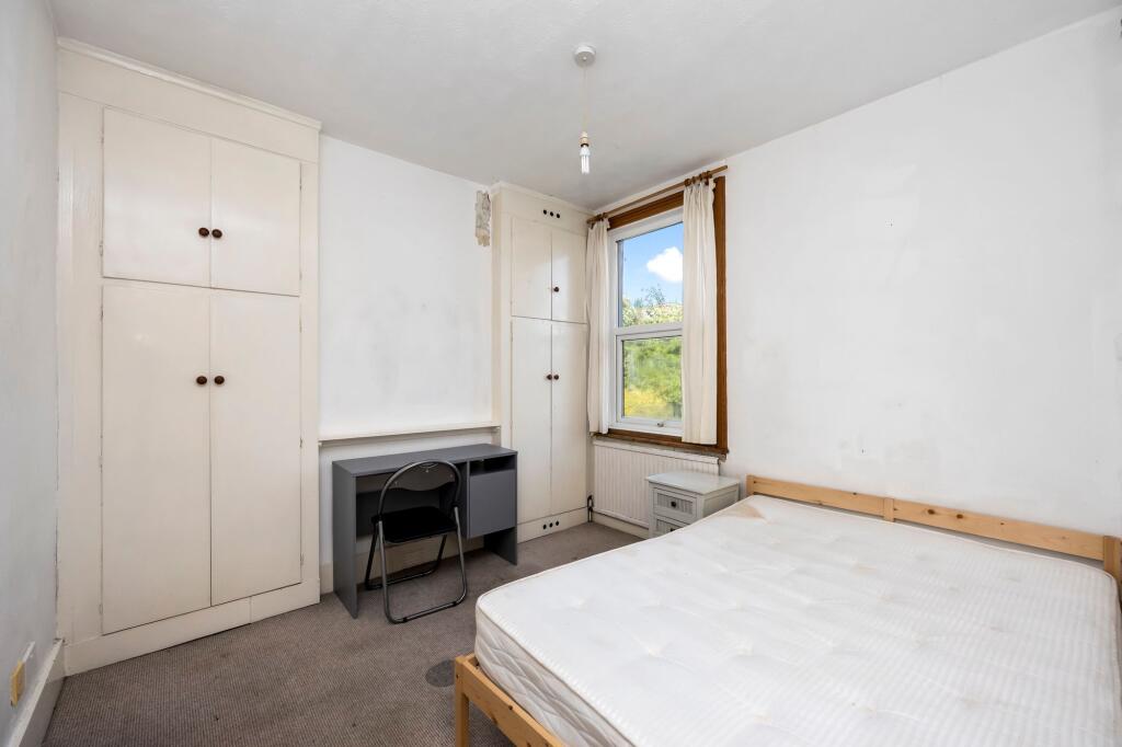 House in Brighton, Hollingdean - More