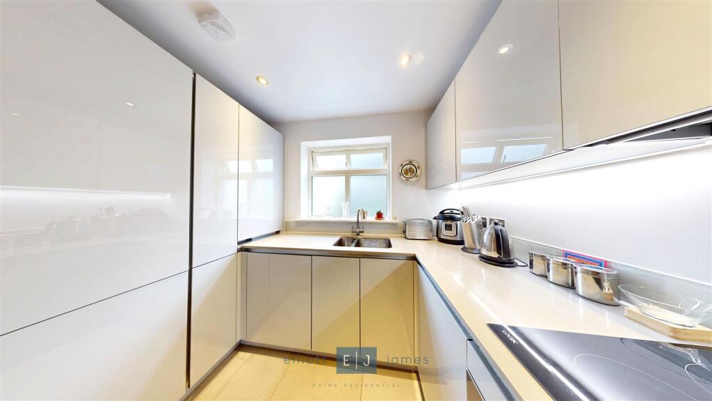 Apartment in Epping Forest, Epping - View 3