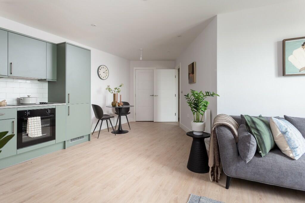 Main image of property: Victoria Road, Leeds, LS6 1PF