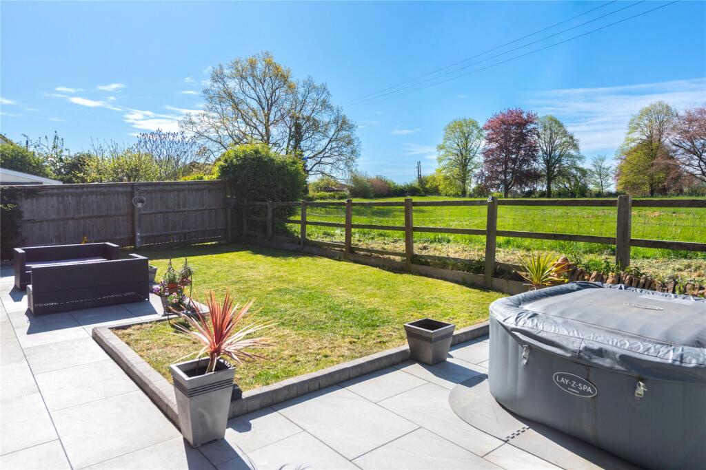 House in Oving, Buckinghamshire - View 4