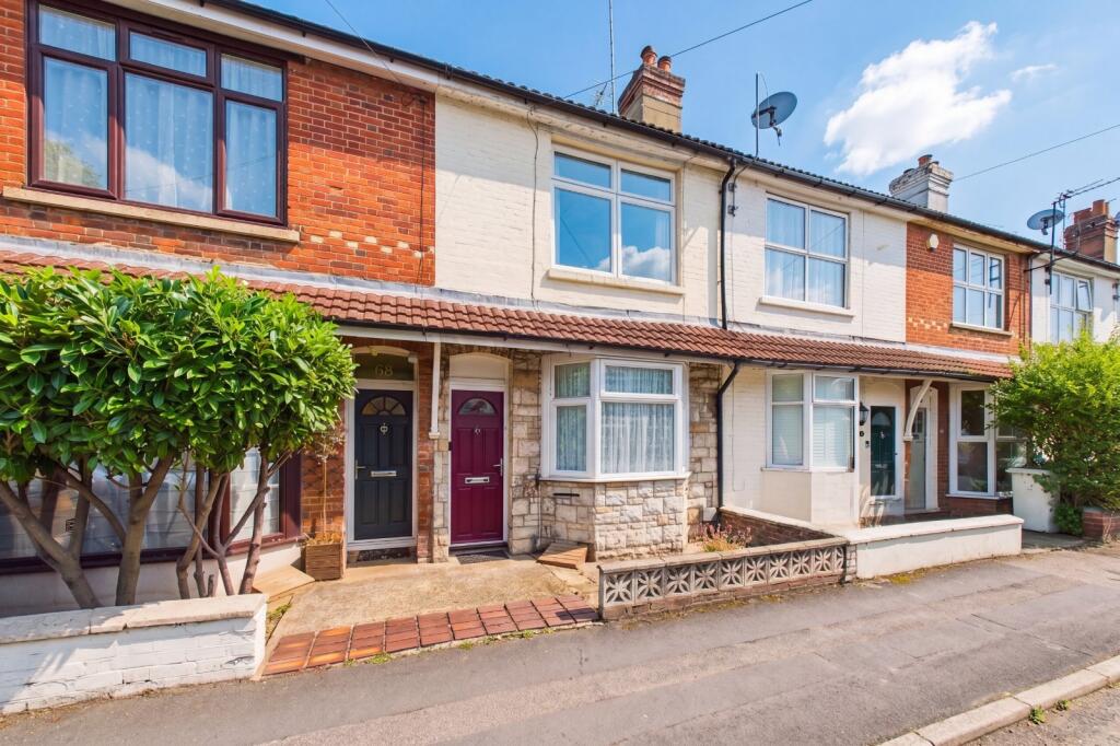 Main image of property: Elm Grove Road, Farnborough, Hampshire, GU14